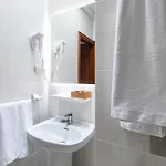 La Costa 3* אל אחידו