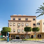 La Costa 3* אל אחידו